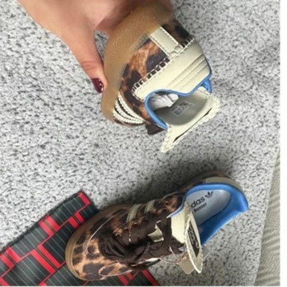 Adidas Safari Print Sneakers with Blue Accents - Picture 7 of 7